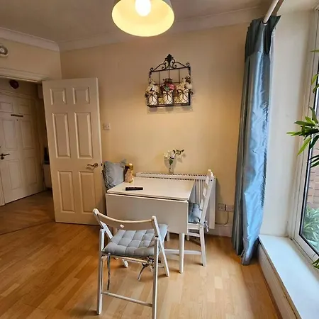 снеск Q,r-с0de First -,-city Centre Apt * ダブリン